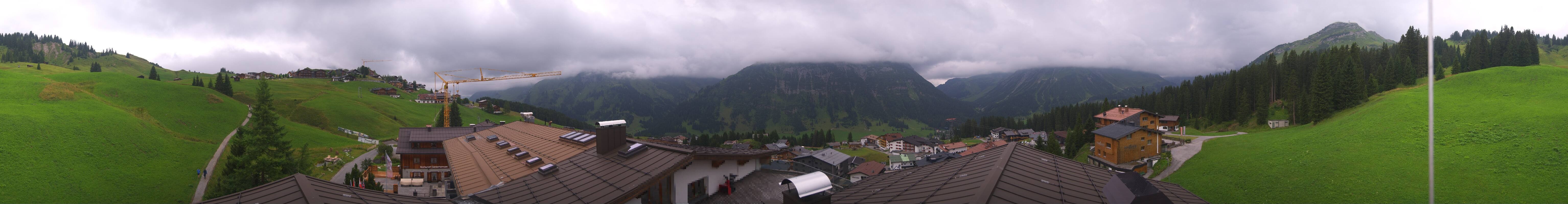 Archiv Foto Webcam Panorama Oberlech - Hotel Goldener Berg