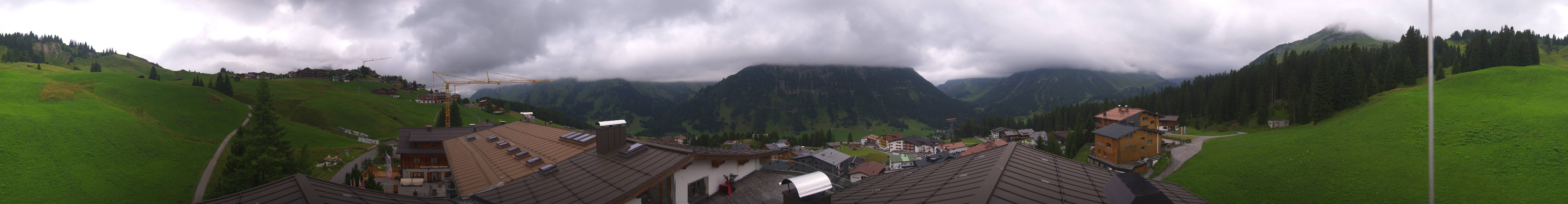 Archiv Foto Webcam Panorama Oberlech - Hotel Goldener Berg