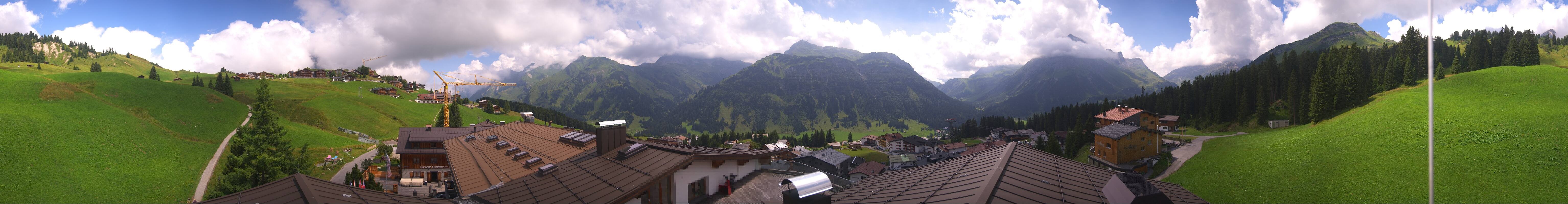 Archiv Foto Webcam Panorama Oberlech - Hotel Goldener Berg