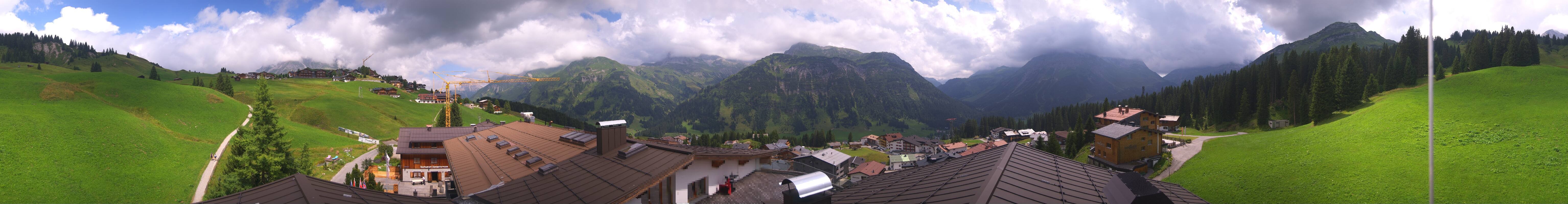 Archiv Foto Webcam Panorama Oberlech - Hotel Goldener Berg
