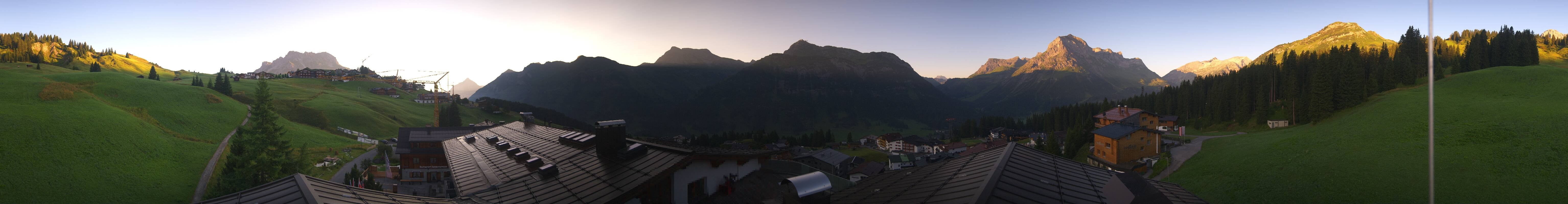 Archiv Foto Webcam Panorama Oberlech - Hotel Goldener Berg