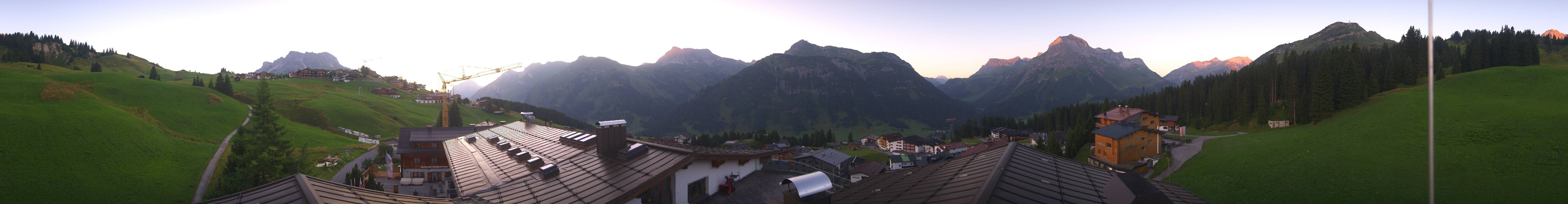 Archiv Foto Webcam Panorama Oberlech - Hotel Goldener Berg