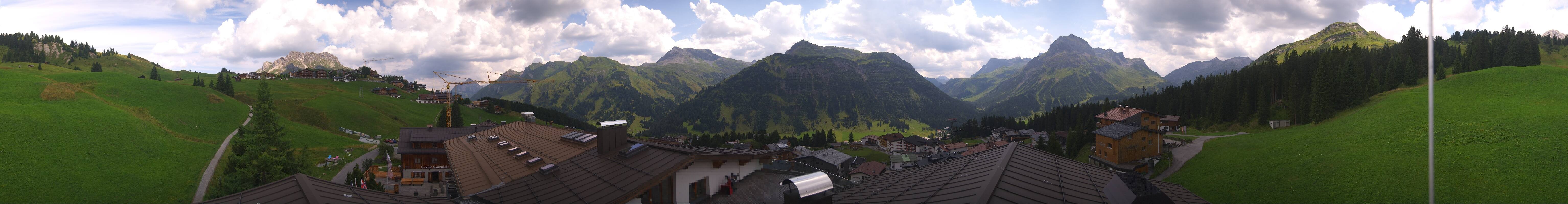 Archiv Foto Webcam Panorama Oberlech - Hotel Goldener Berg