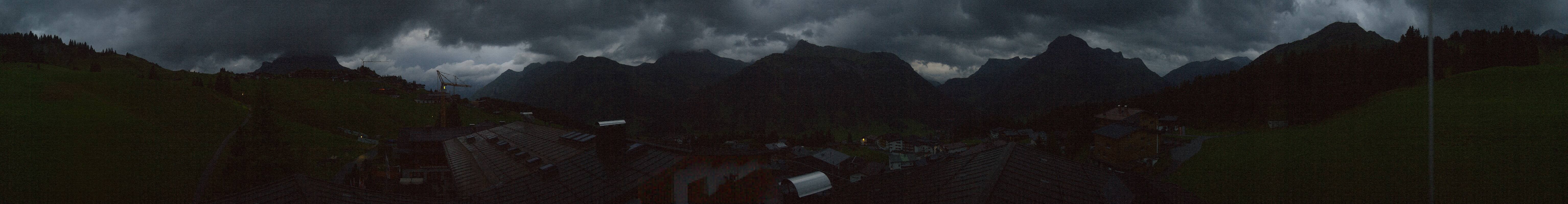 Archiv Foto Webcam Panorama Oberlech - Hotel Goldener Berg