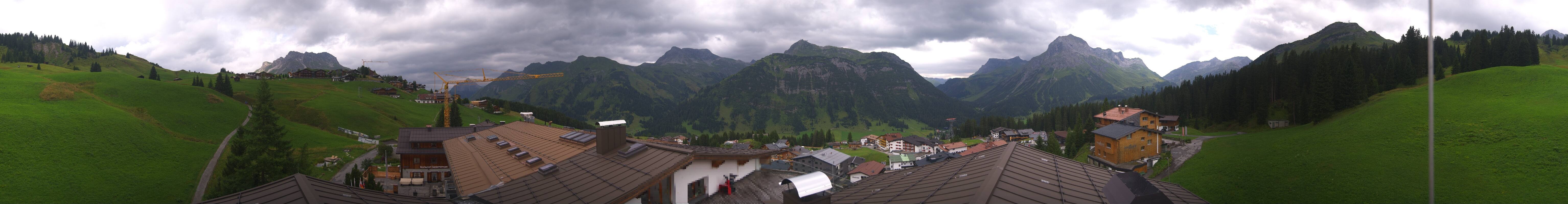 Archiv Foto Webcam Panorama Oberlech - Hotel Goldener Berg