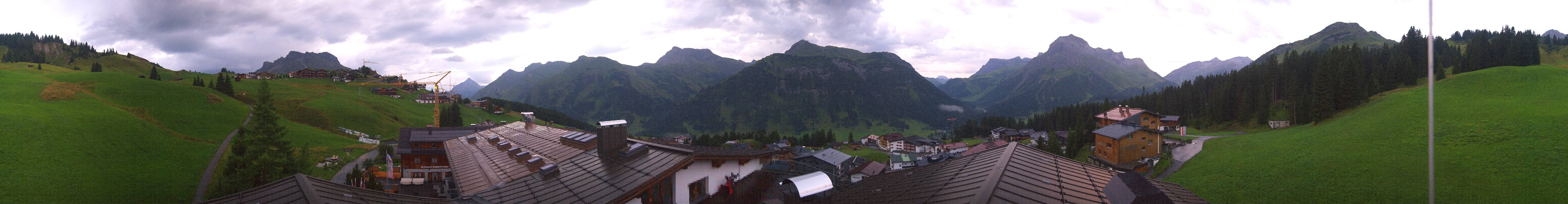 Archiv Foto Webcam Panorama Oberlech - Hotel Goldener Berg