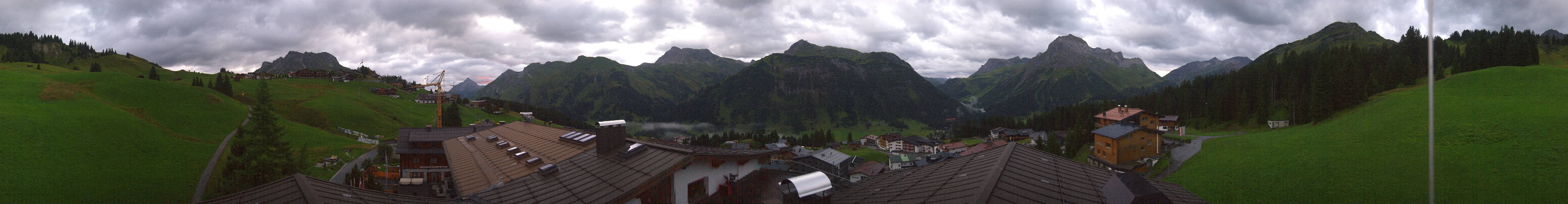 Archiv Foto Webcam Panorama Oberlech - Hotel Goldener Berg