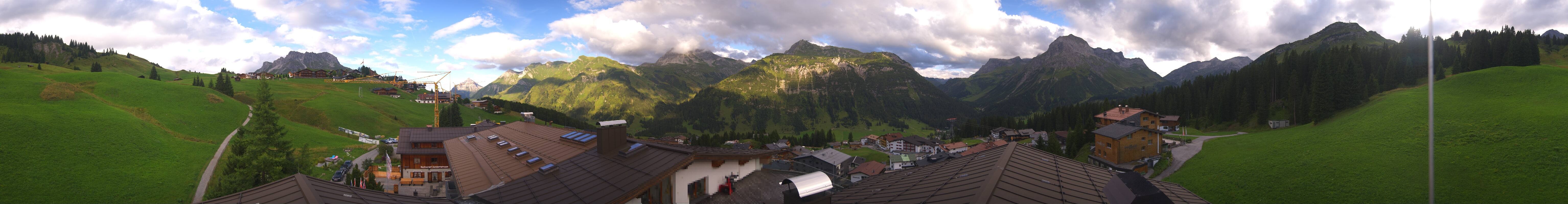 Archiv Foto Webcam Panorama Oberlech - Hotel Goldener Berg