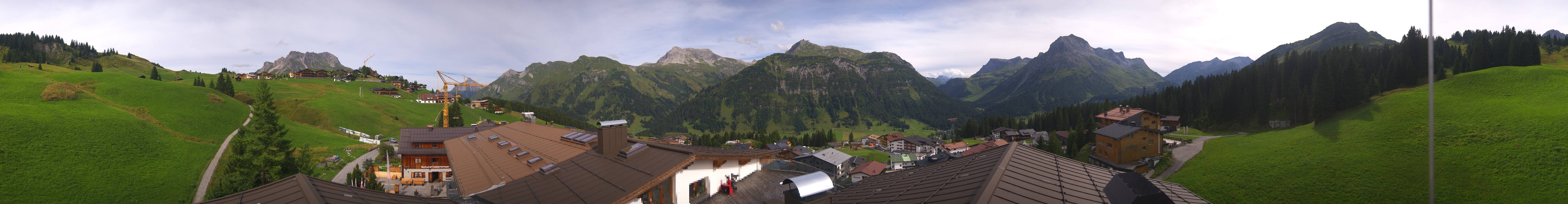Archiv Foto Webcam Panorama Oberlech - Hotel Goldener Berg