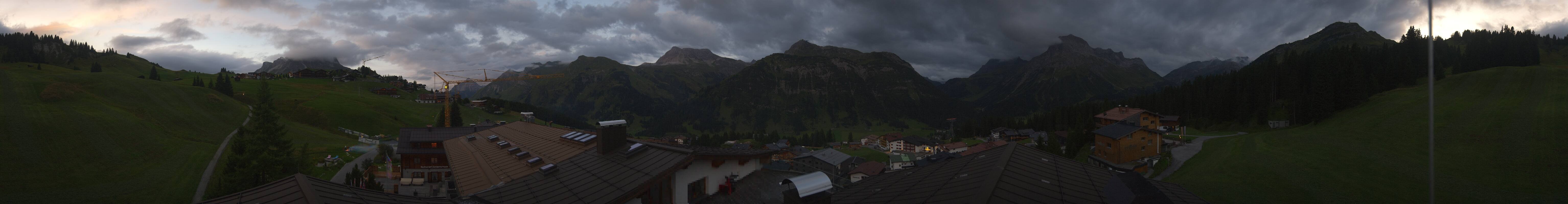 Archiv Foto Webcam Panorama Oberlech - Hotel Goldener Berg