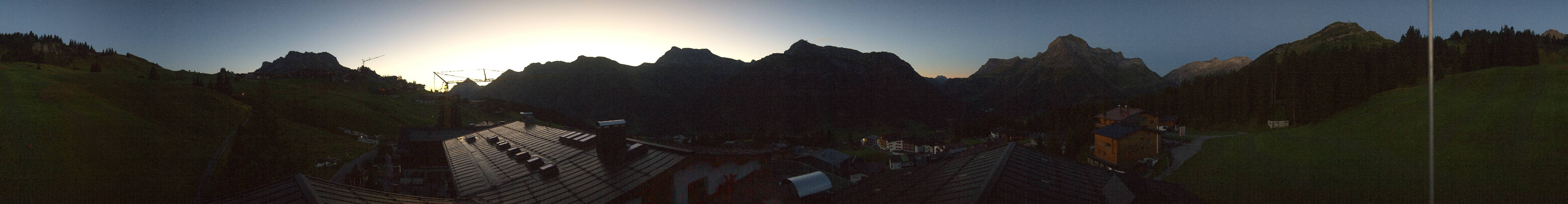 Archiv Foto Webcam Panorama Oberlech - Hotel Goldener Berg