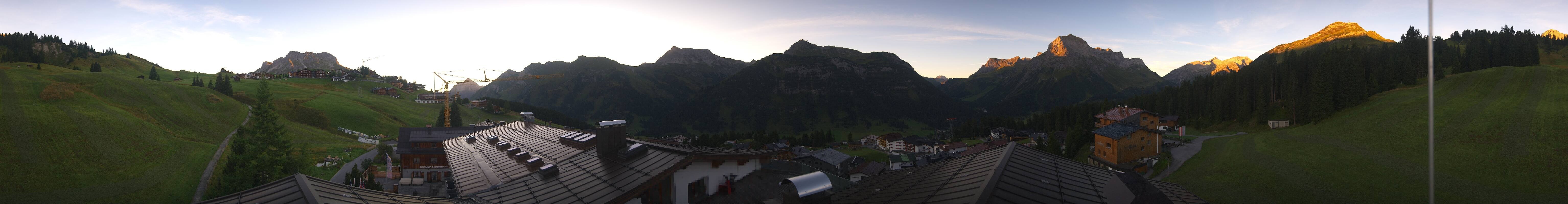 Archiv Foto Webcam Panorama Oberlech - Hotel Goldener Berg