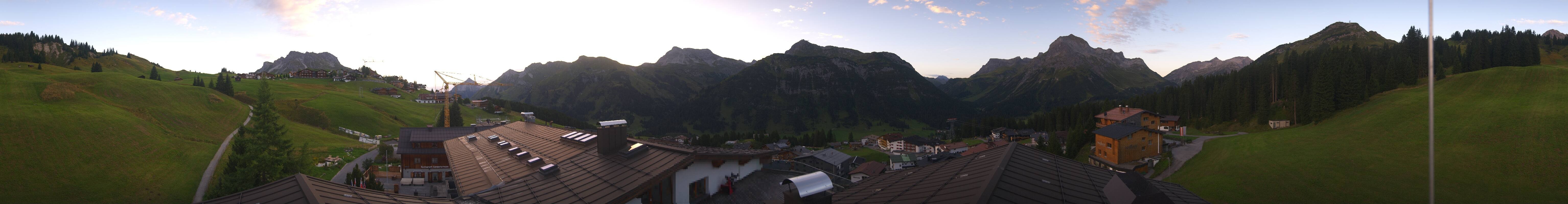 Archiv Foto Webcam Panorama Oberlech - Hotel Goldener Berg