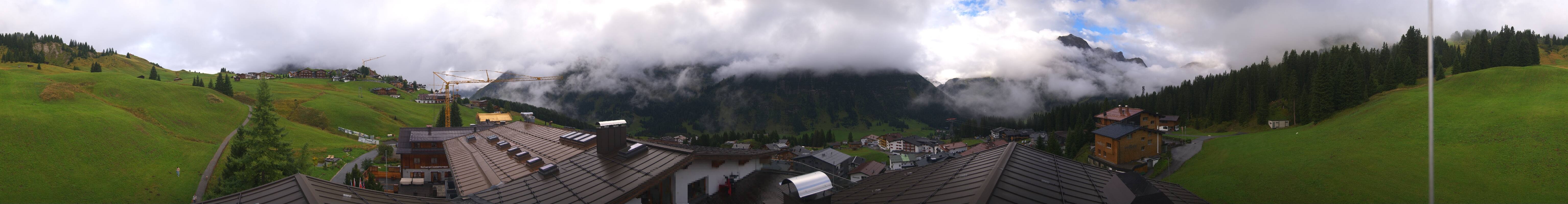 Archiv Foto Webcam Panorama Oberlech - Hotel Goldener Berg