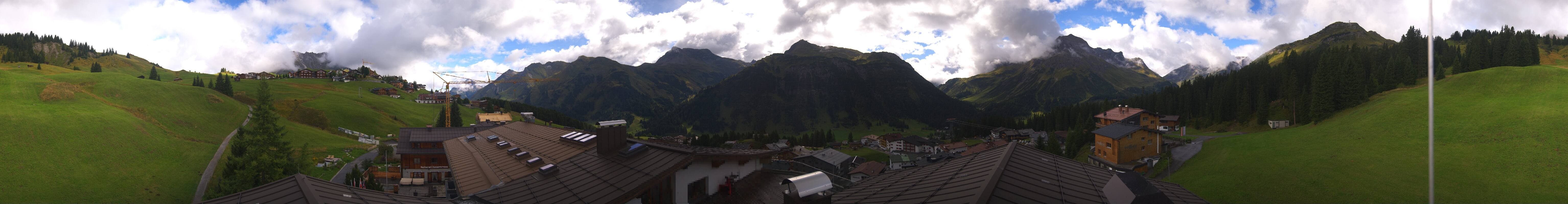 Archiv Foto Webcam Panorama Oberlech - Hotel Goldener Berg