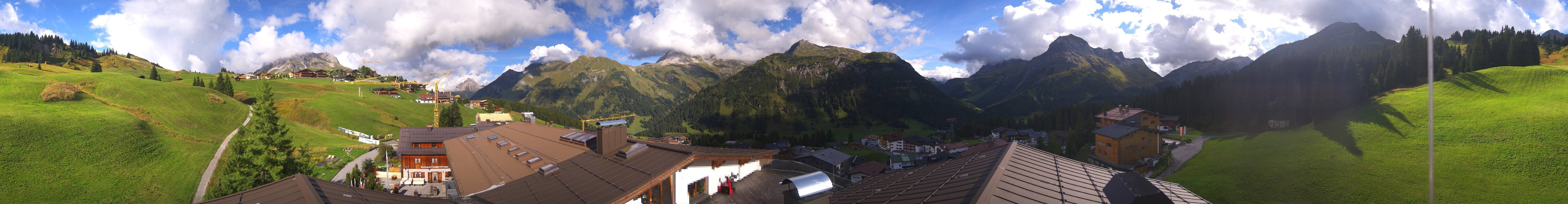 Archiv Foto Webcam Panorama Oberlech - Hotel Goldener Berg