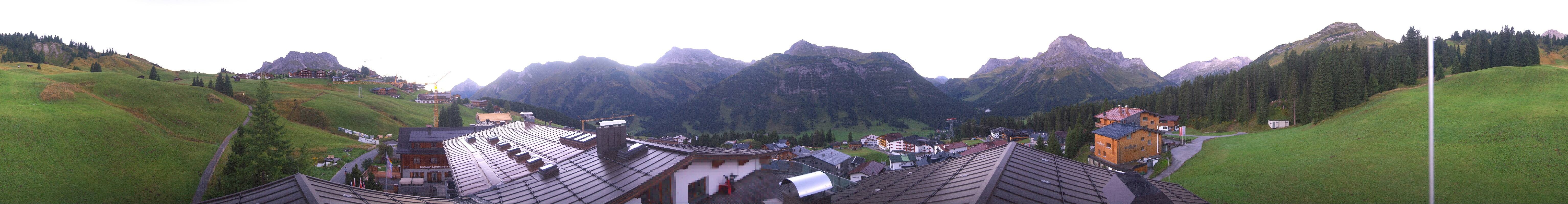 Archiv Foto Webcam Panorama Oberlech - Hotel Goldener Berg