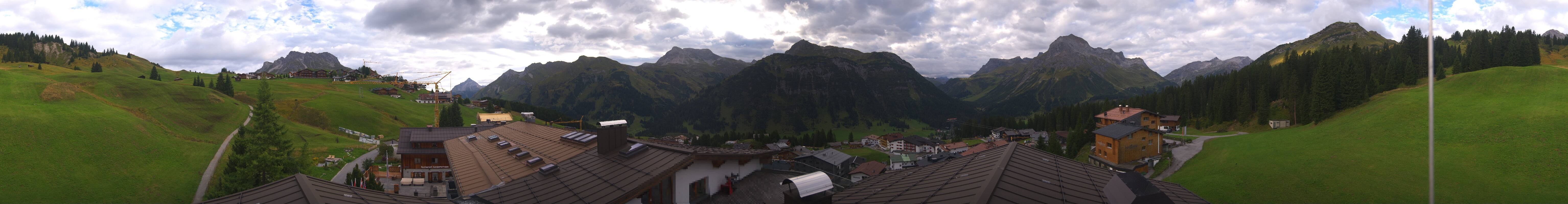 Archiv Foto Webcam Panorama Oberlech - Hotel Goldener Berg