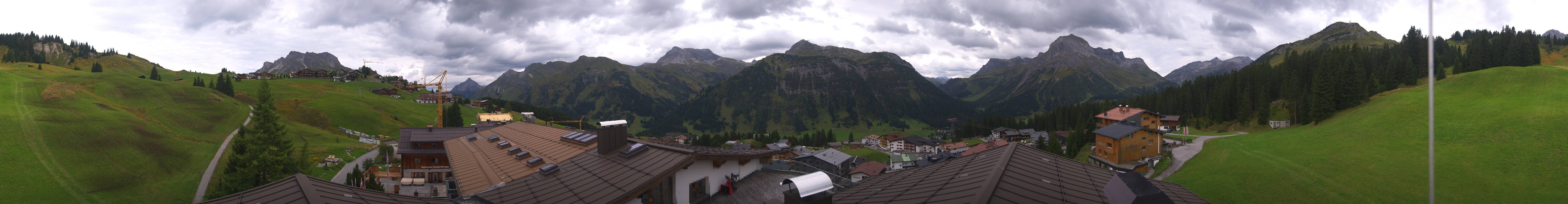 Archiv Foto Webcam Panorama Oberlech - Hotel Goldener Berg