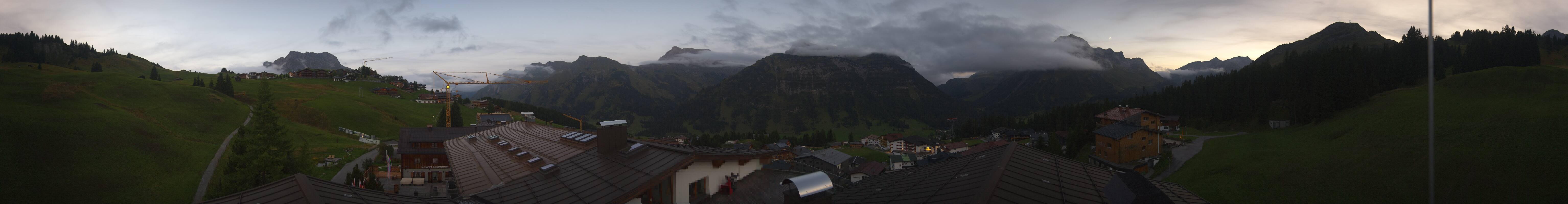 Archiv Foto Webcam Panorama Oberlech - Hotel Goldener Berg