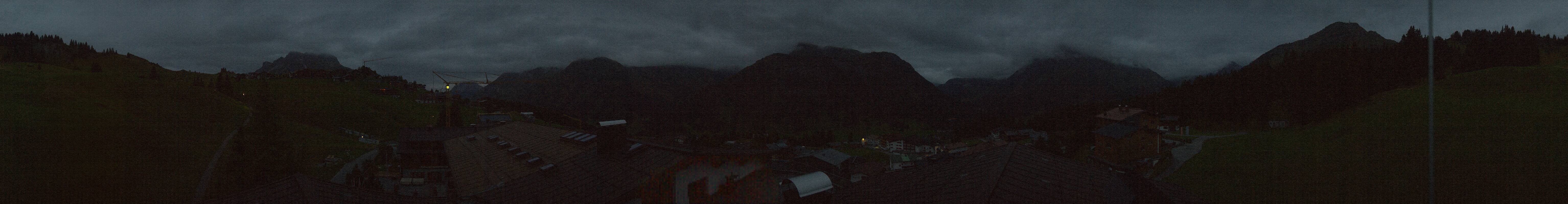 Archiv Foto Webcam Panorama Oberlech - Hotel Goldener Berg