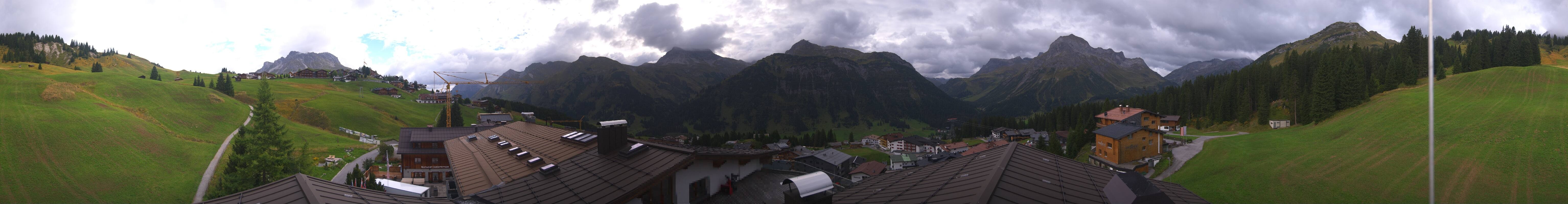 Archiv Foto Webcam Panorama Oberlech - Hotel Goldener Berg