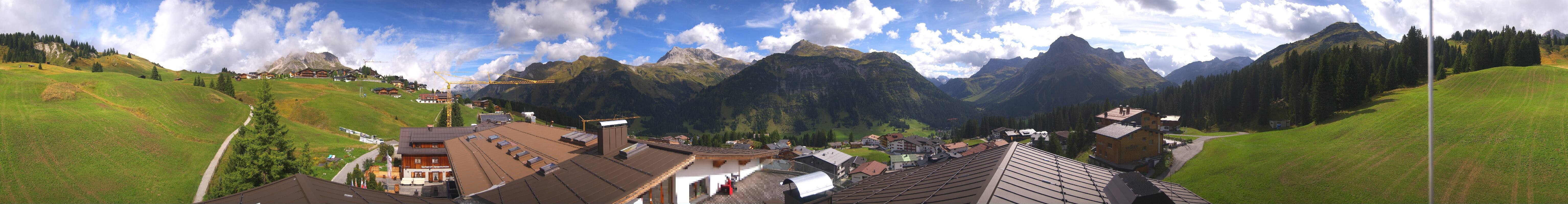 Archiv Foto Webcam Panorama Oberlech - Hotel Goldener Berg