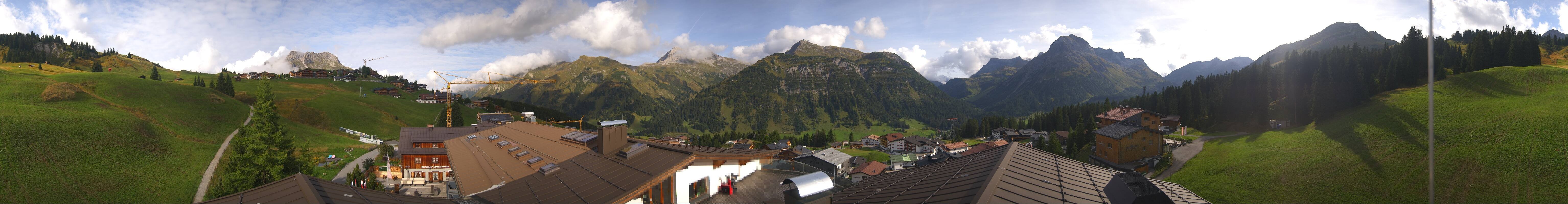 Archiv Foto Webcam Panorama Oberlech - Hotel Goldener Berg