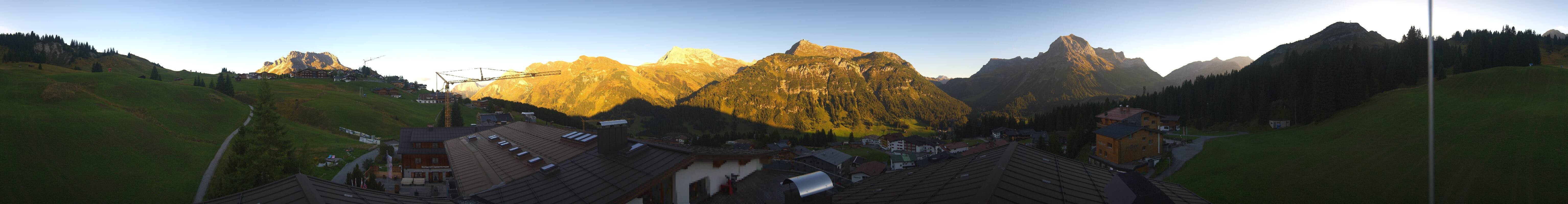 Archiv Foto Webcam Panorama Oberlech - Hotel Goldener Berg