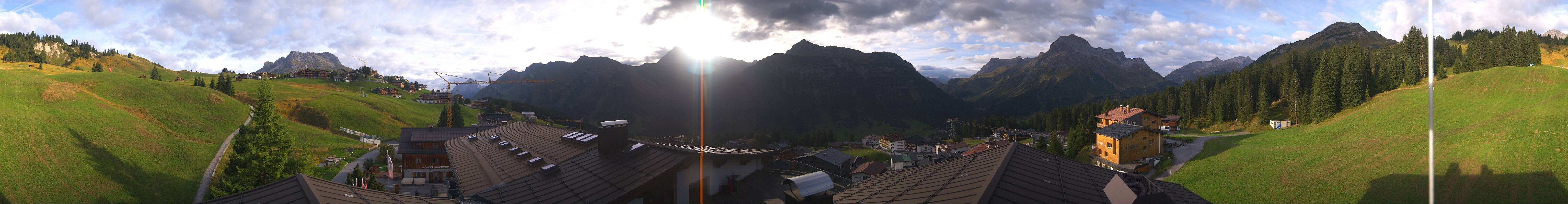 Archiv Foto Webcam Panorama Oberlech - Hotel Goldener Berg