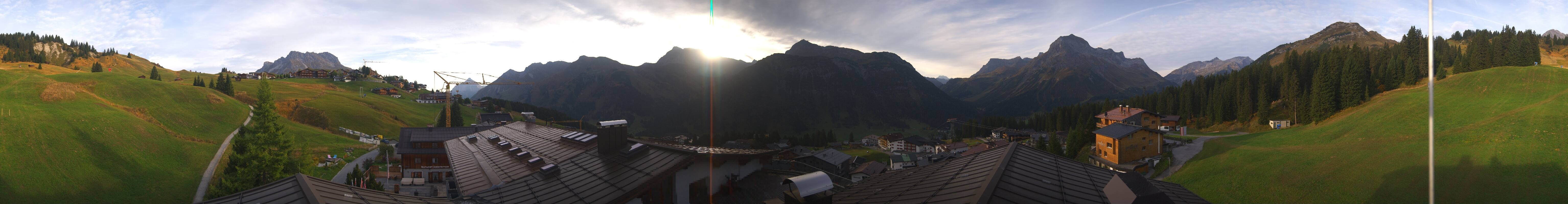 Archiv Foto Webcam Panorama Oberlech - Hotel Goldener Berg