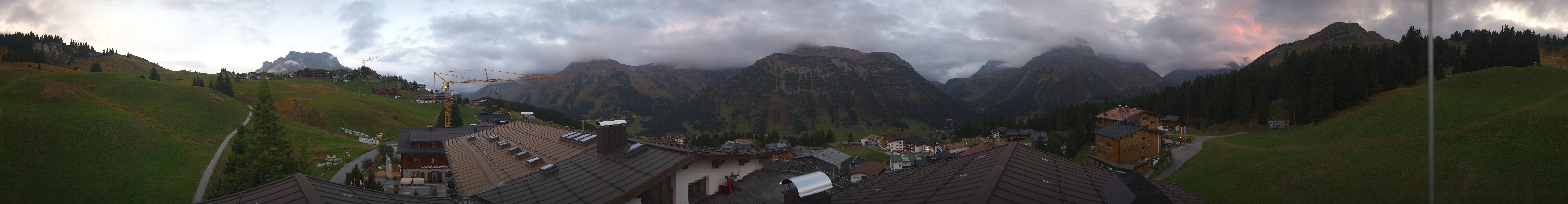 Archiv Foto Webcam Panorama Oberlech - Hotel Goldener Berg