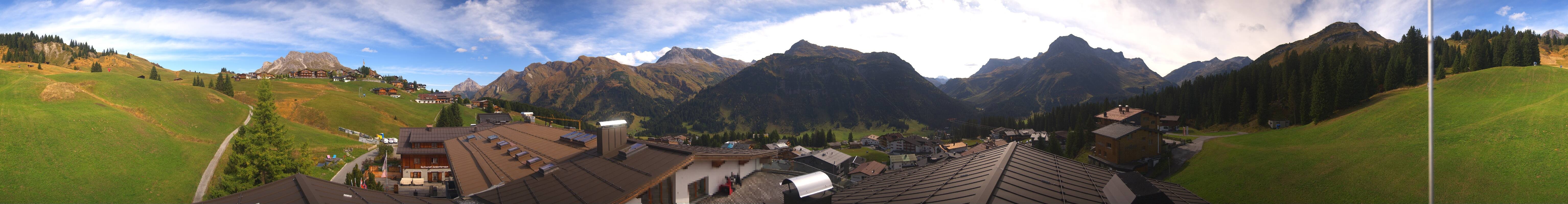 Archiv Foto Webcam Panorama Oberlech - Hotel Goldener Berg