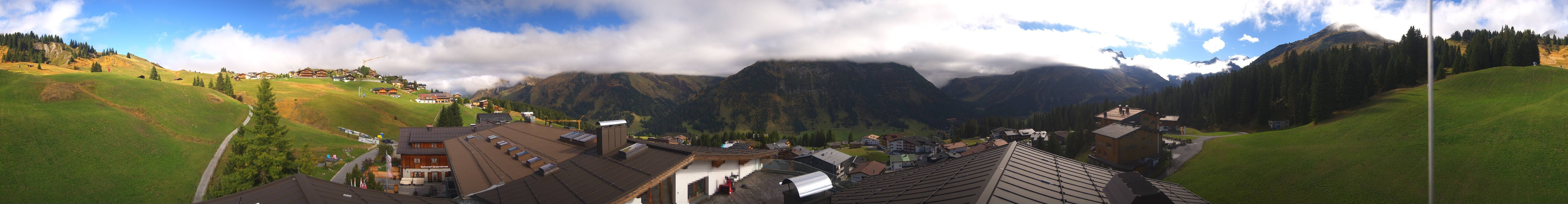 Archiv Foto Webcam Panorama Oberlech - Hotel Goldener Berg