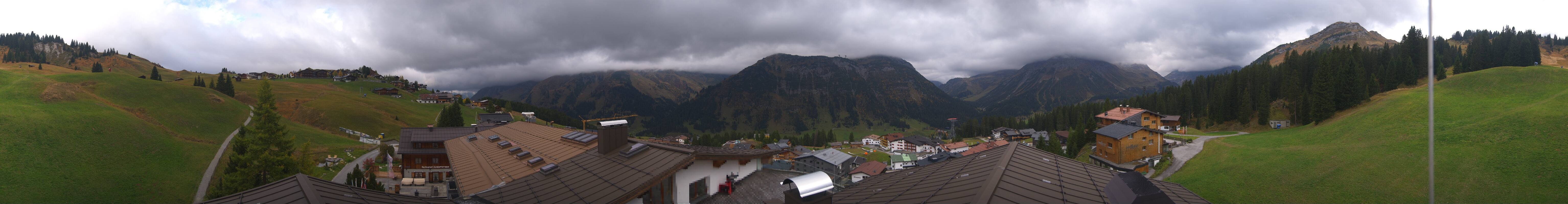Archiv Foto Webcam Panorama Oberlech - Hotel Goldener Berg