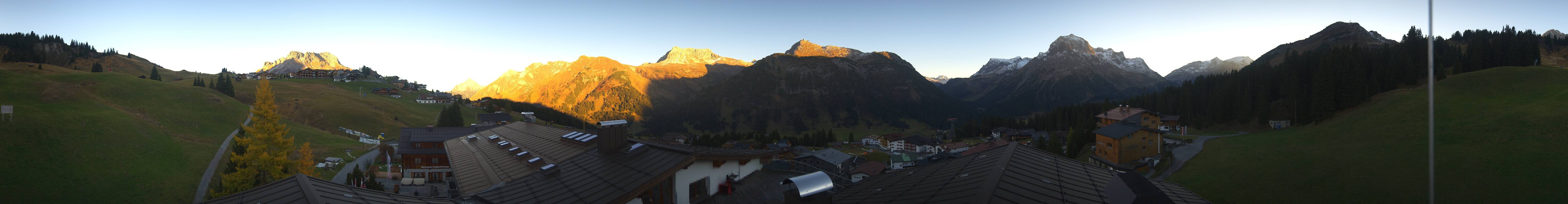Archiv Foto Webcam Panorama Oberlech - Hotel Goldener Berg