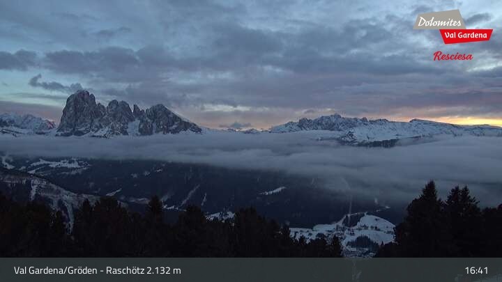 Archiv Foto Webcam Raschötz - St. Ulrich