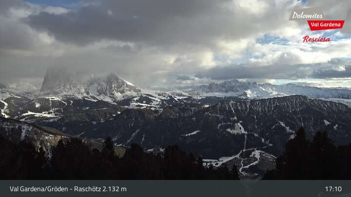 Archiv Foto Webcam Raschötz - St. Ulrich