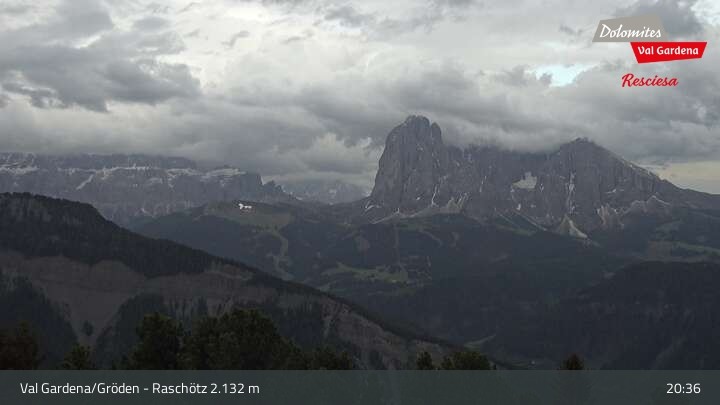 Archiv Foto Webcam Raschötz - St. Ulrich