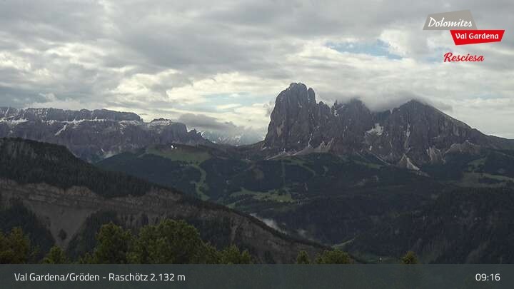 Archiv Foto Webcam Raschötz - St. Ulrich