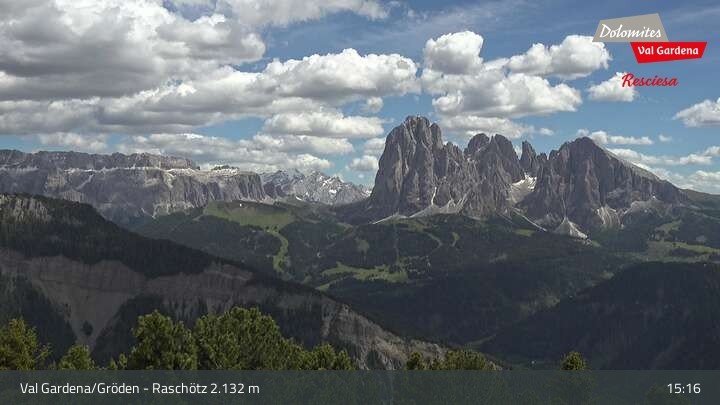 Archiv Foto Webcam Raschötz - St. Ulrich