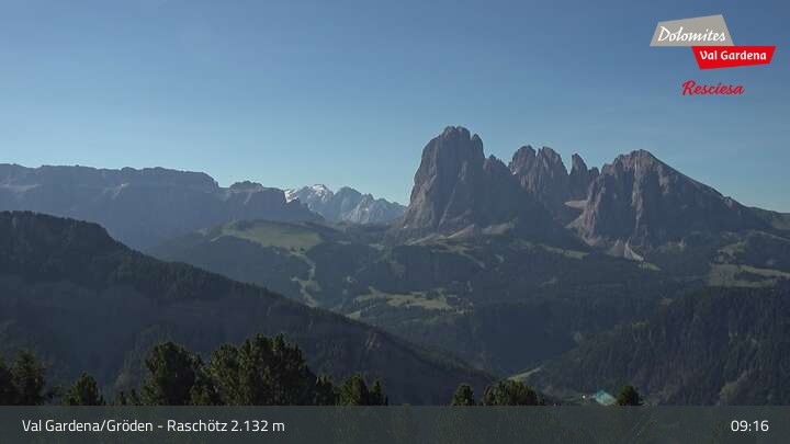 Archiv Foto Webcam Raschötz - St. Ulrich