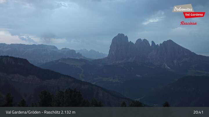 Archiv Foto Webcam Raschötz - St. Ulrich