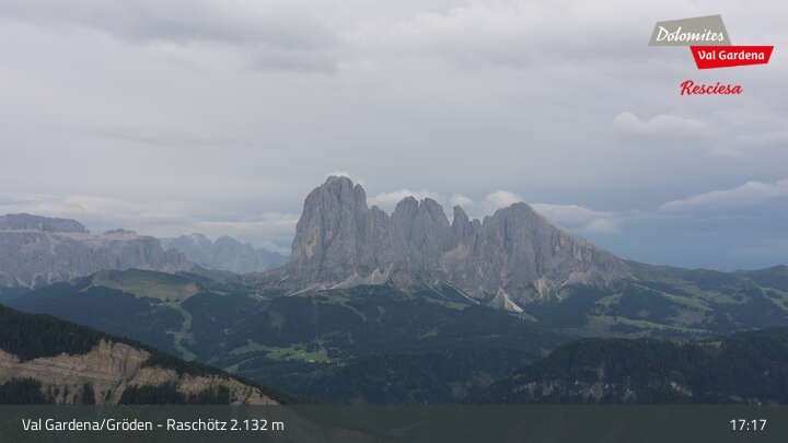 Archiv Foto Webcam Raschötz - St. Ulrich
