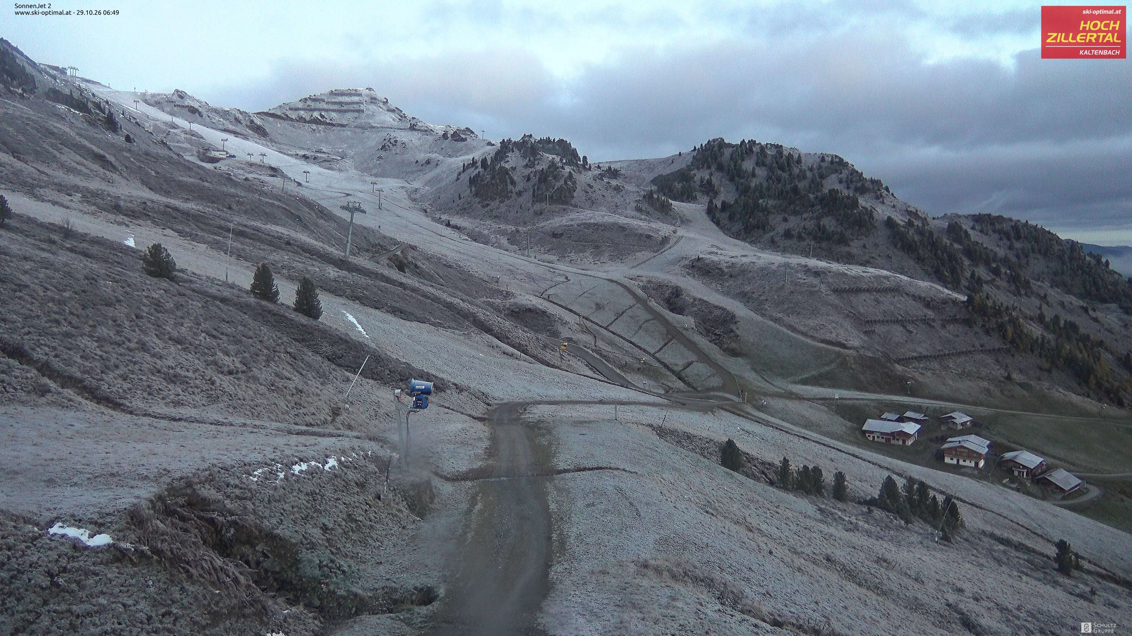 Archived image Hochzillertal - Webcam Sonnenjet 2