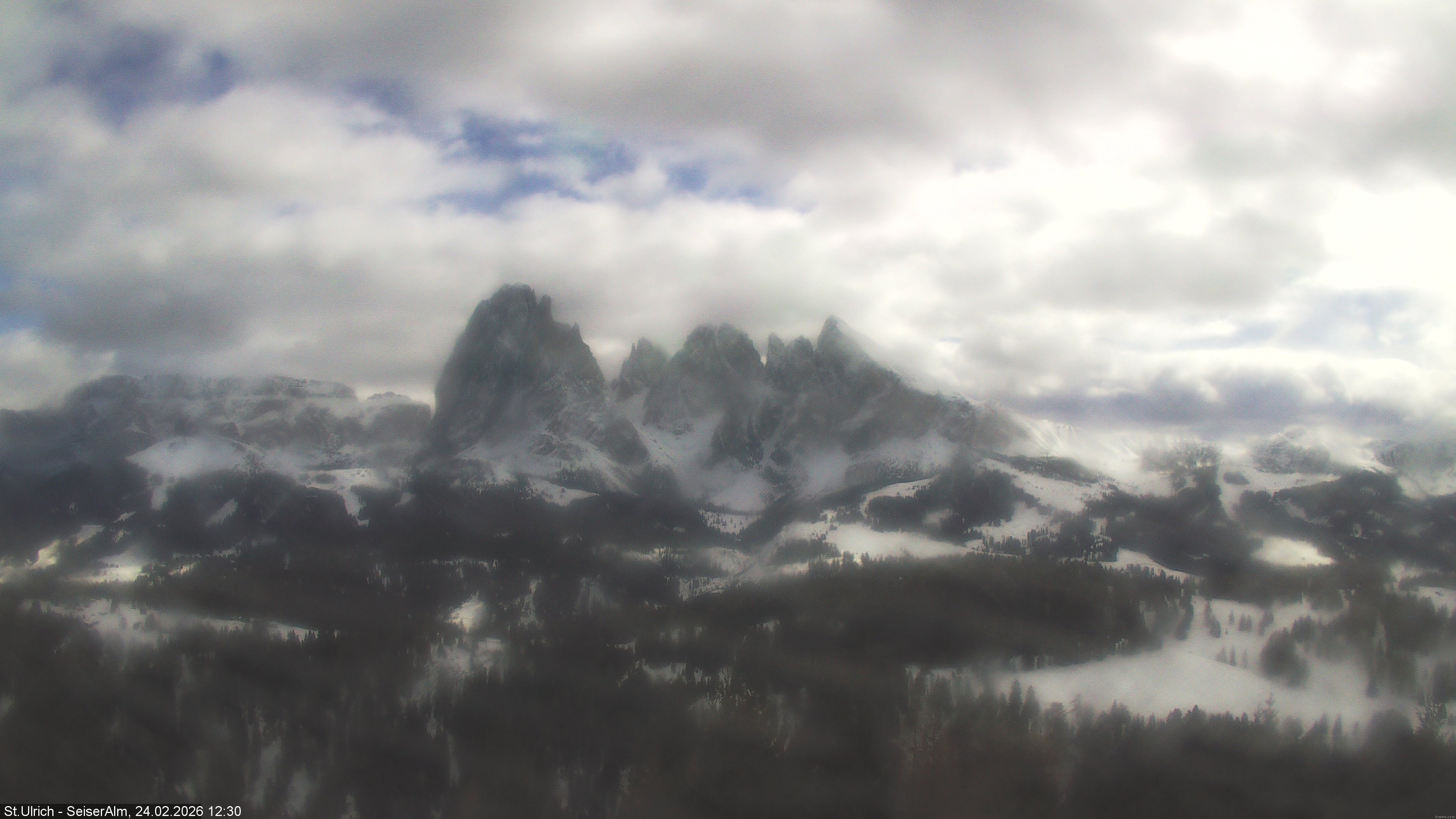 Archived image Webcam Vista Alpe di Siusi