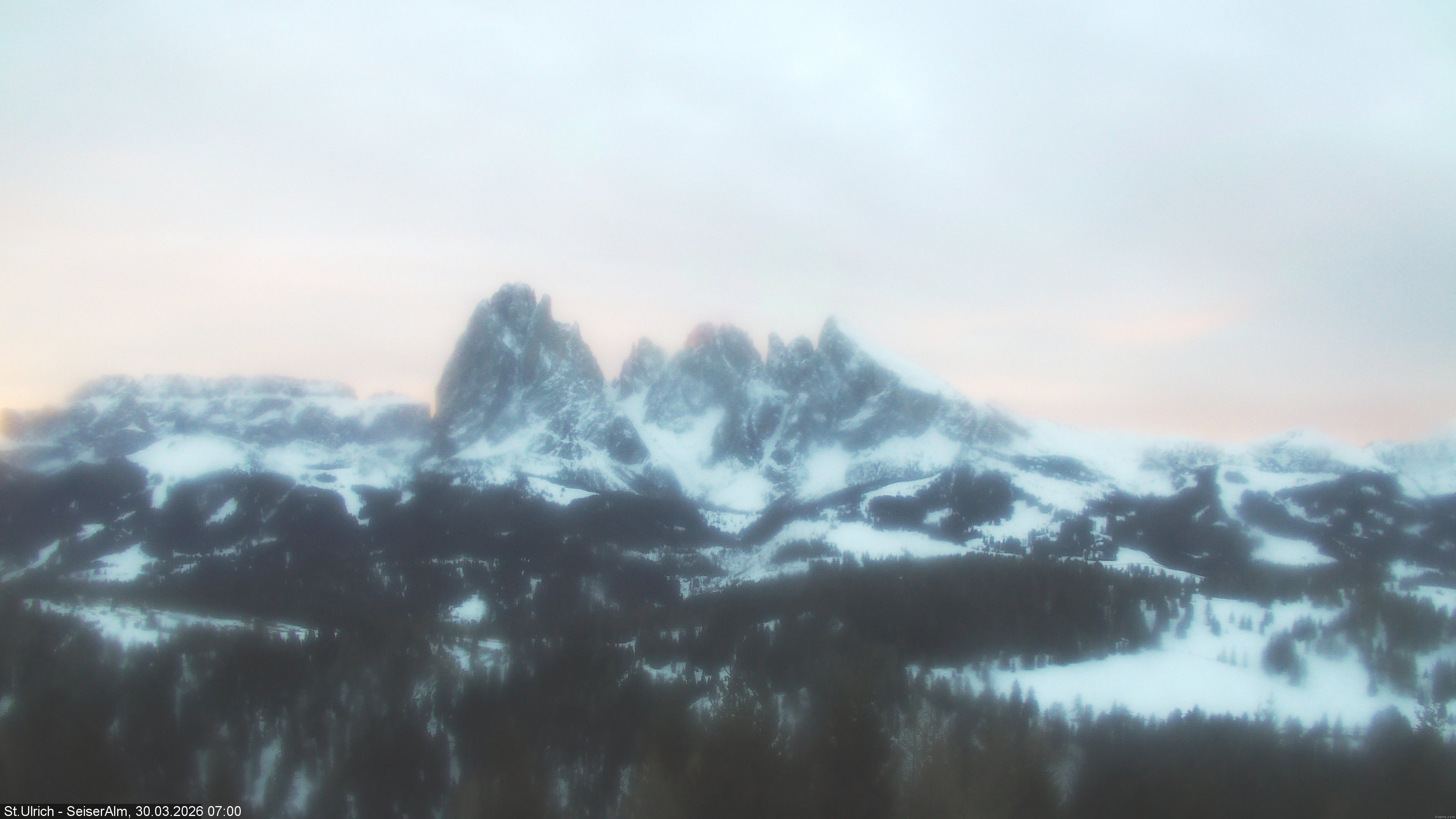 Archived image Webcam Vista Alpe di Siusi