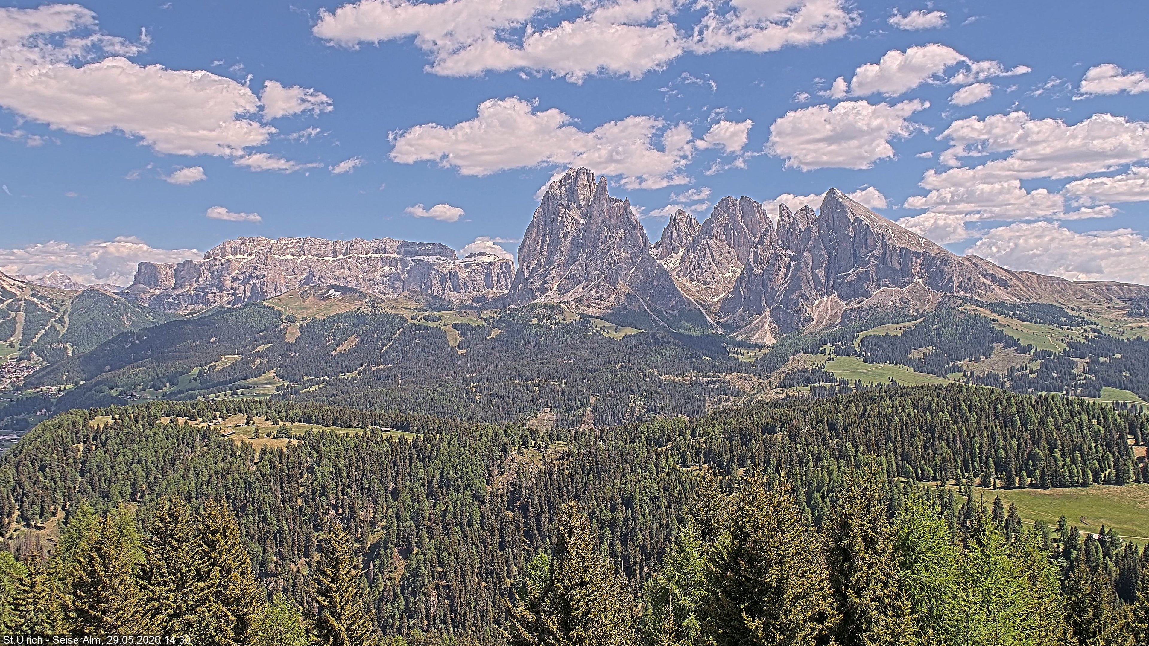 Archived image Webcam Vista Alpe di Siusi