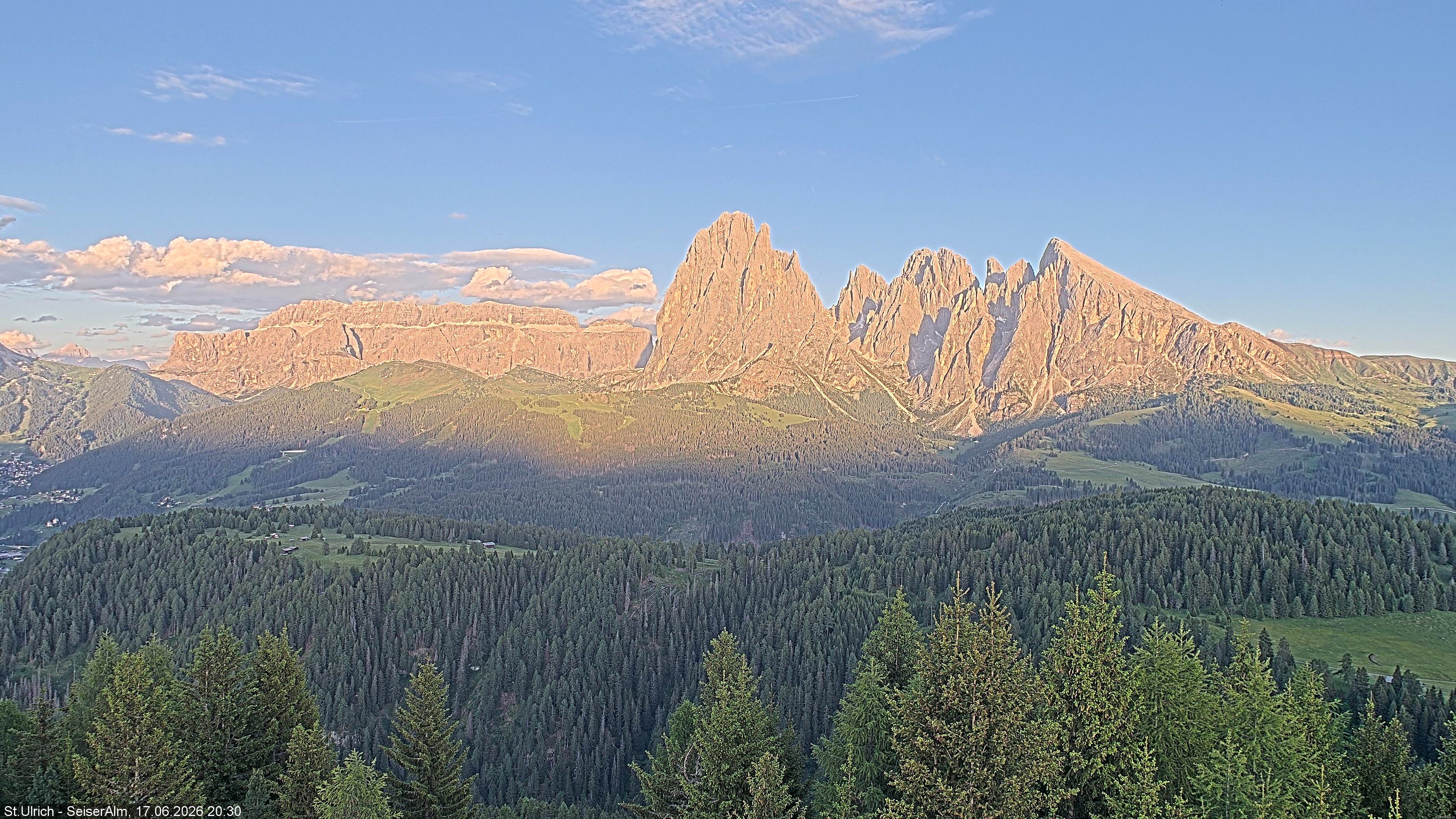 Archived image Webcam Vista Alpe di Siusi