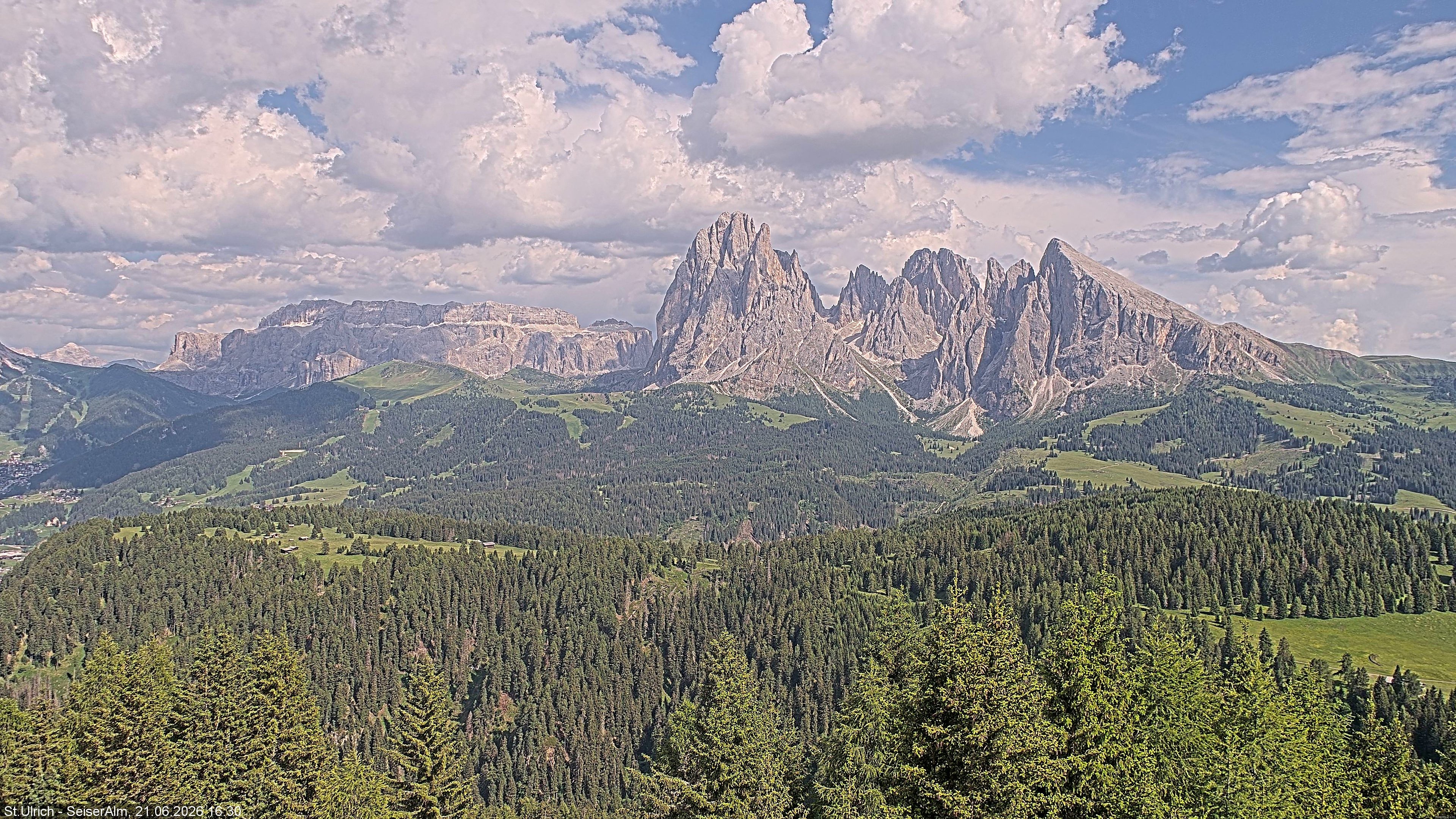 Archived image Webcam Vista Alpe di Siusi